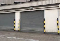 Allen Garage Doors Store Allen, TX 972-876-3438 - rolling-garage-side